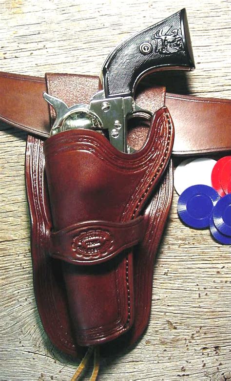 custom holsters las vegas.